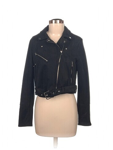 Pull and Bear Mont %70 İndirimli.
