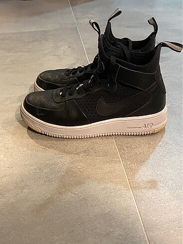 37 Beden Nike Ultraforce Mid Siyah Sneaker