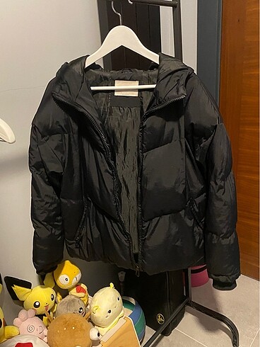 Stradivarius Siyah Şişme Mont
