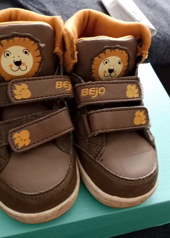 25 Beden Yeşil Renkli Erkek Çocuk Spor Ayakkabı Velcro