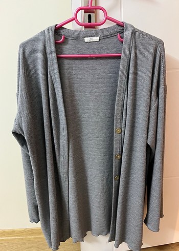 Gri Renk Kadın Hırka - Görsel 2