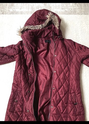 Bordo Kapüşonlu Kadın Kışlık Mont - Görsel 2