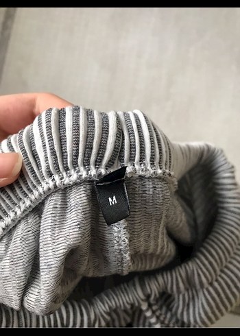 Çizgili Kadın Bol Kesim Pantolon - Görsel 4