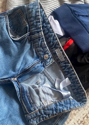 Kadın Mavi Bol Kesim Midi Kot Pantolon - Görsel 3