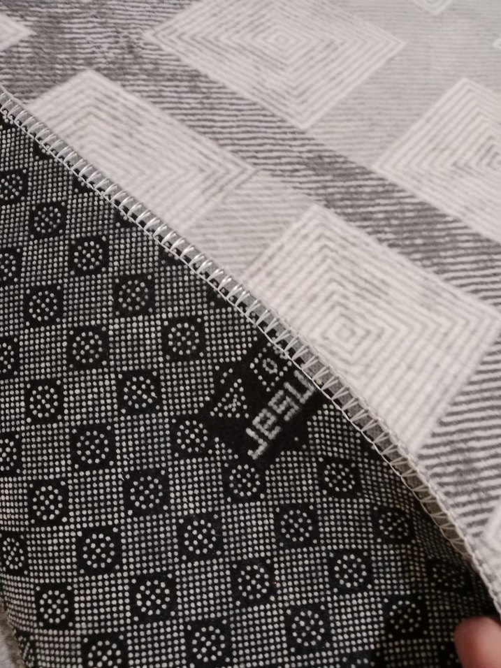 Modern Klasik Gri Kareli Halı - Görsel 3