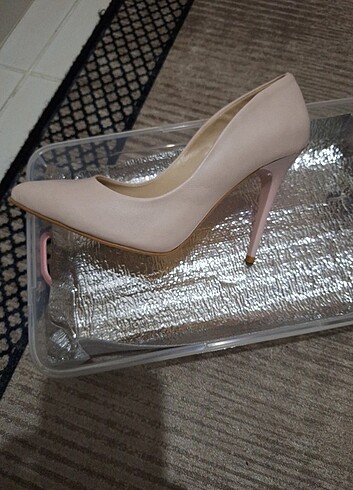 Diğer Stiletto