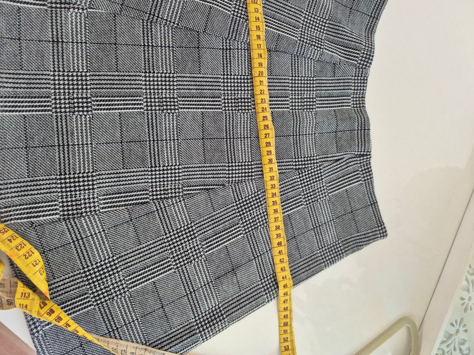 Gri Ekose Desenli Pilili Mini  Etek - Görsel 4