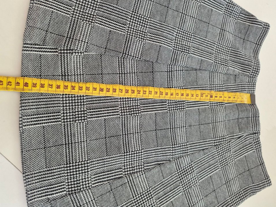 Gri Ekose Desenli Pilili Mini  Etek - Görsel 3