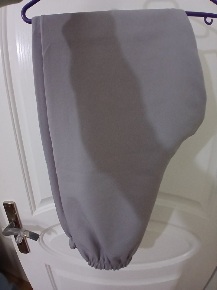 Gri Salaş Yüksek Yakalı Hamile Bluzu - Görsel 4