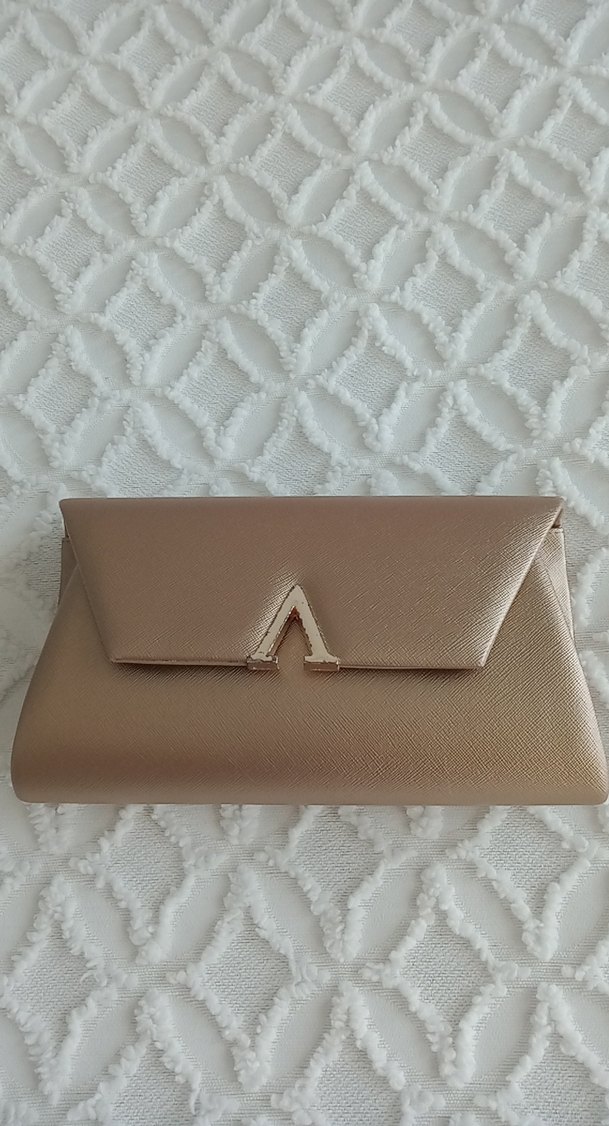 Bej Parlak Deri Kadın Portföy Çanta - Görsel 2