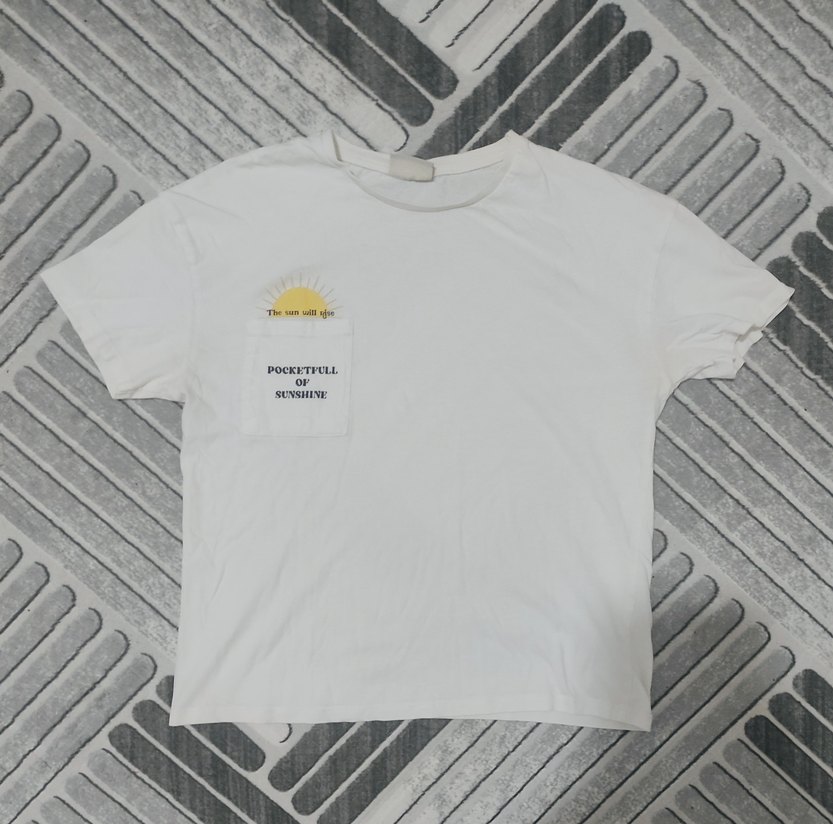 Beyaz Baskılı Kadın Tişört - Görsel 2