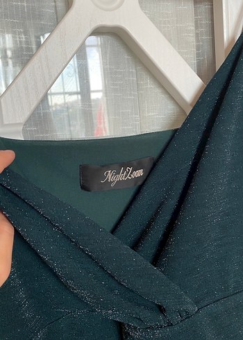 Siyah İnce Askılı Midi Elbise - Görsel 4