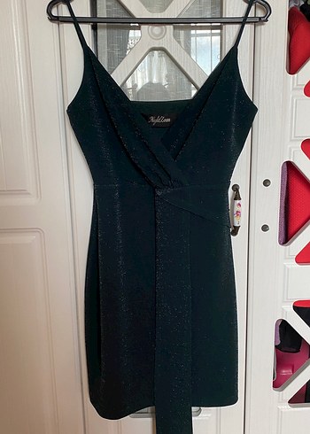 Siyah İnce Askılı Midi Elbise - Görsel 3