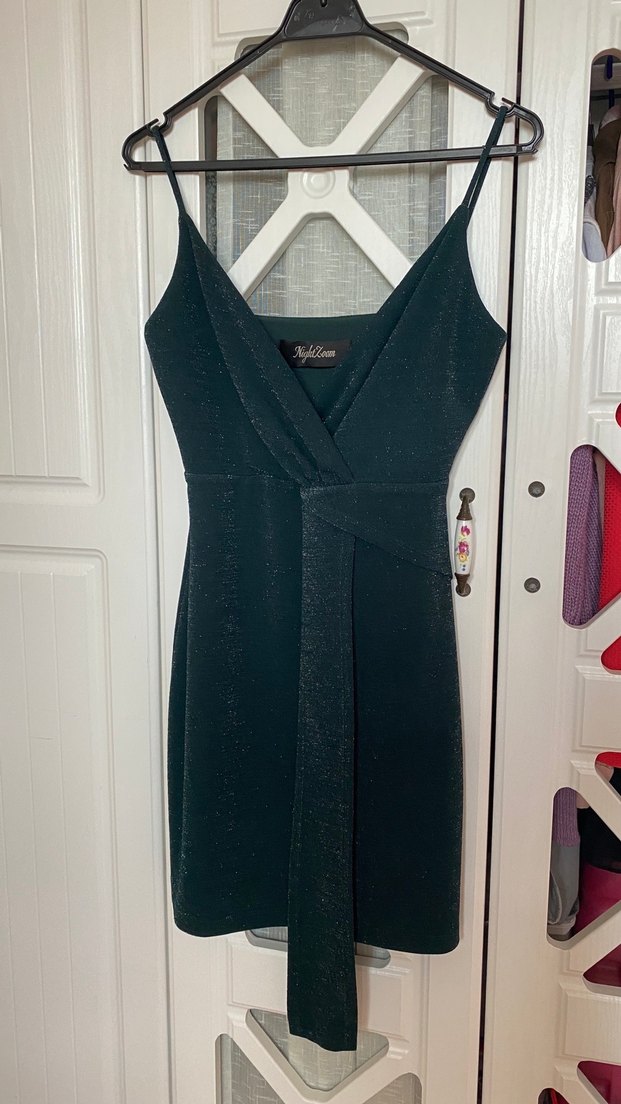 Siyah İnce Askılı Midi Elbise - Görsel 2