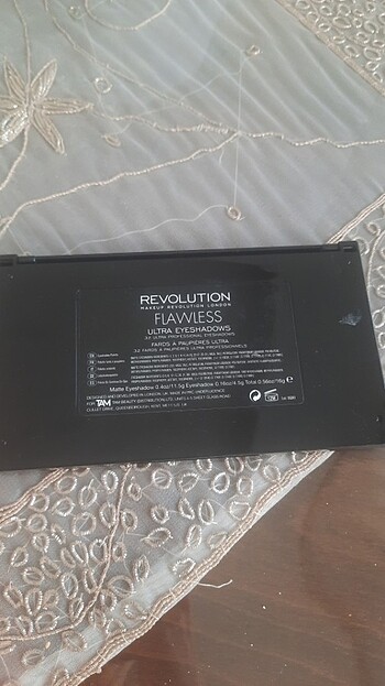 Beden Revolutiin far paleti