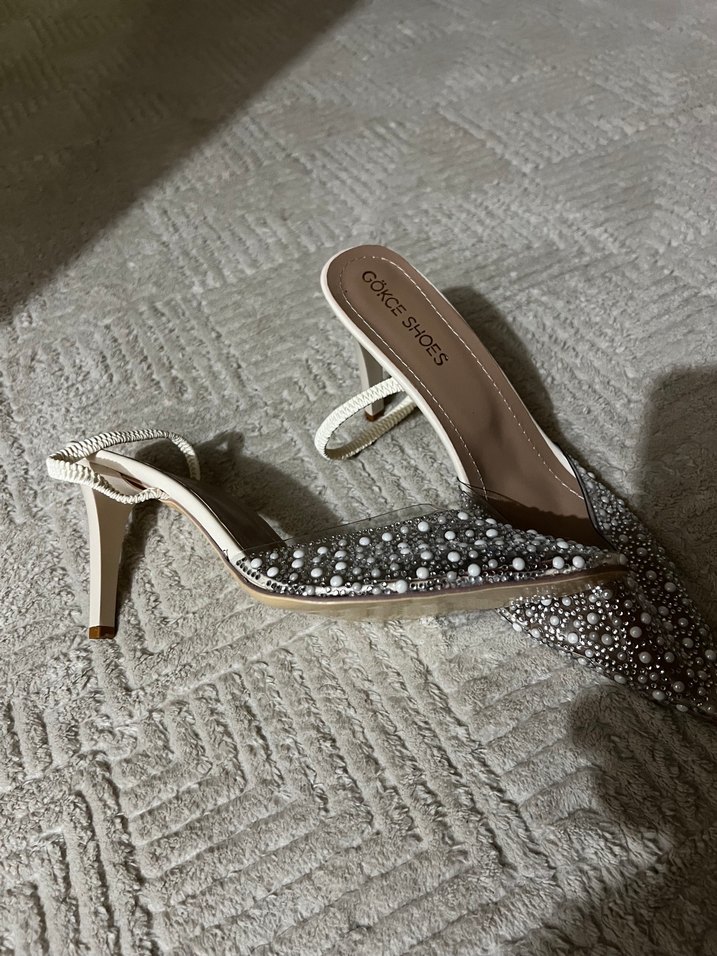 İnci İşlemeli Beyaz Dolgu Topuklu Kadın Abiye Ayakkabı - Görsel 3