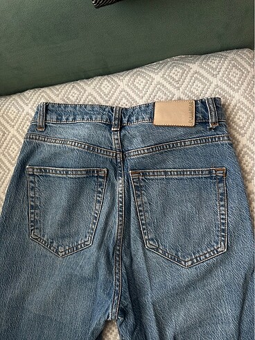 Pull and Bear PULL AND BEAR İSPANYOL JEAN