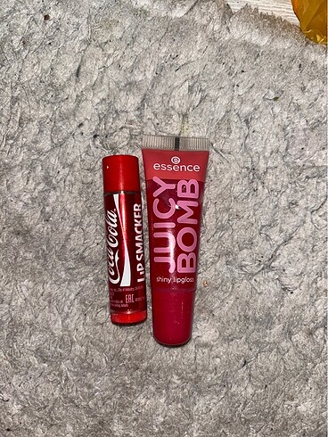 Essence Juicy bomb