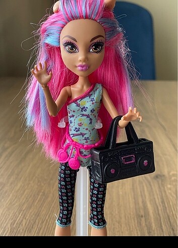Monster High Monster high howleen