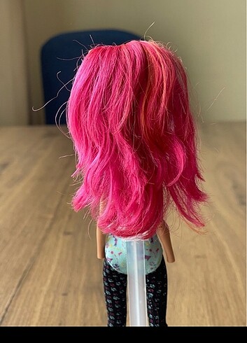 Beden Renk Monster high howleen ayakkabi ve el yok