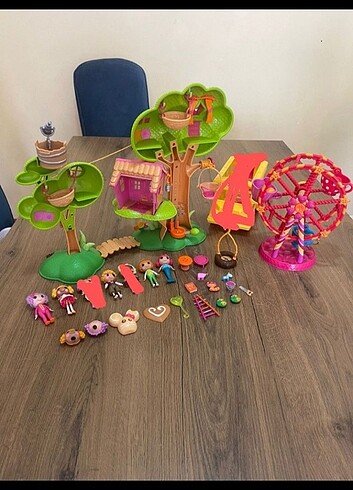 Lalaloopsy ağaç ev