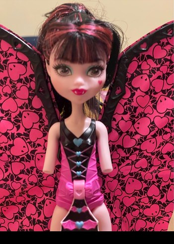 draculaura