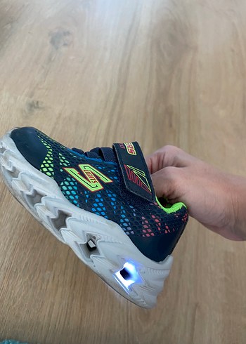 21 Beden çeşitli Renk Skechers erkek çocuk ayakkabı ışıklı