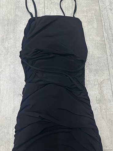 Zara Siyah dar mini elbise
