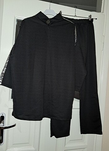 Kolları şeritli takım - Görsel 9