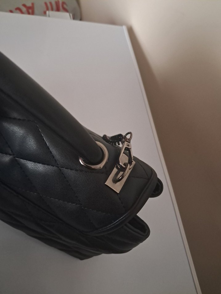 Zincir Detaylı Siyah Deri Kadın Çanta - Görsel 5