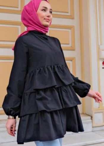 Siyah Katlı Fırfırlı Uzun Tunik