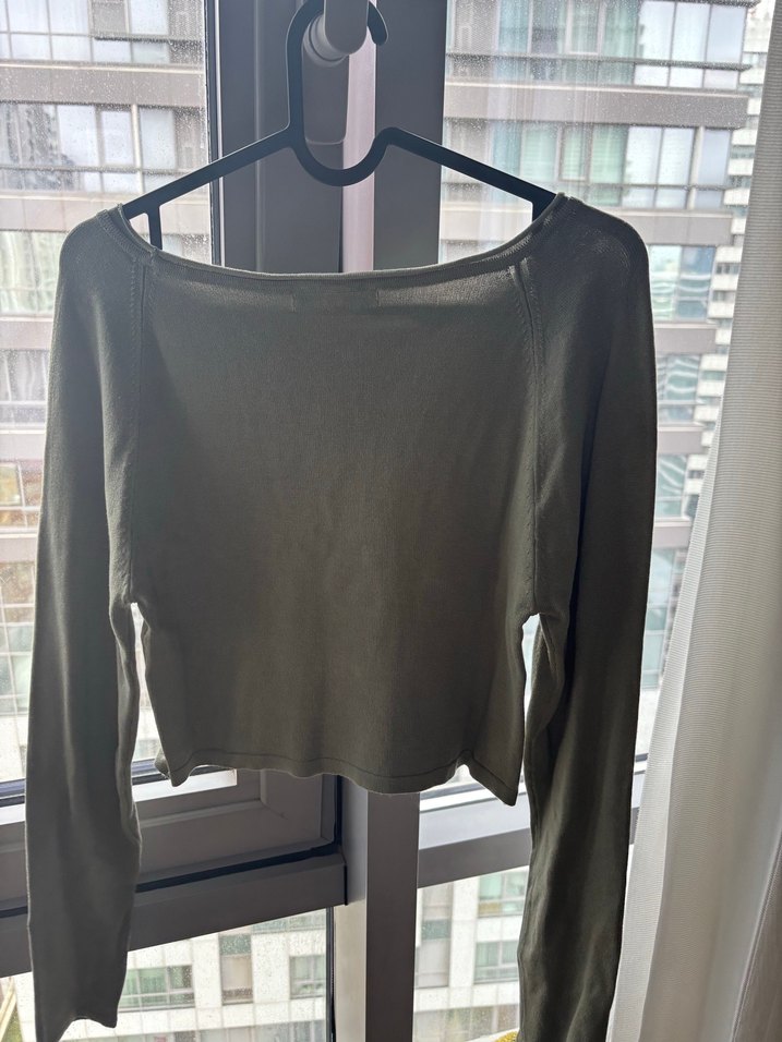 Pull&Bear Haki Uzun Kollu Crop Triko - Görsel 4