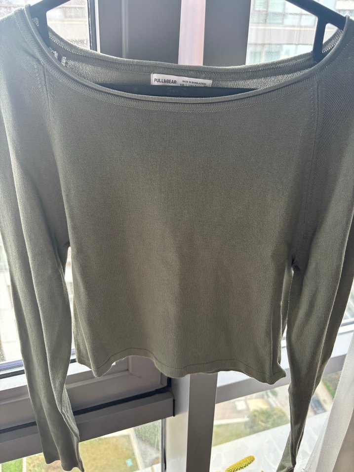 Pull&Bear Haki Uzun Kollu Crop Triko - Görsel 3