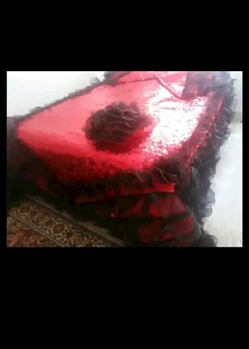 Koyu Kırmızı Soyut Desenli yatak Örtüsü - Görsel 2