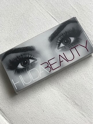 Beden Renk Huda Beaty Noelle #14 Faux Mink Kirpik