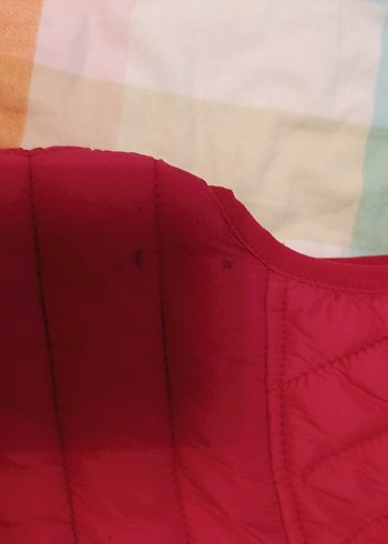 Kırmızı Kapüşonlu Kadın Şişme Yelek - Görsel 7