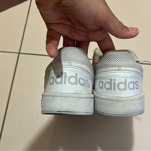 38,5 Beden Adidas beyaz deri spor ayakkabı