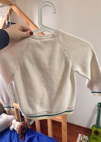 Beyaz Nakışlı Erkek Çocuk Triko Kazak - Görsel 2