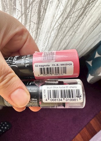 Rival de Loop Pembe Allık Stick - Görsel 2