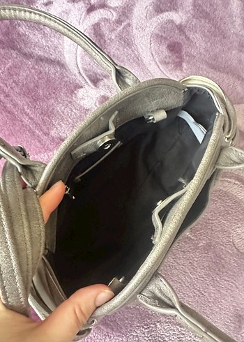 Gri Süet Tokalı Kadın Çanta - Görsel 2