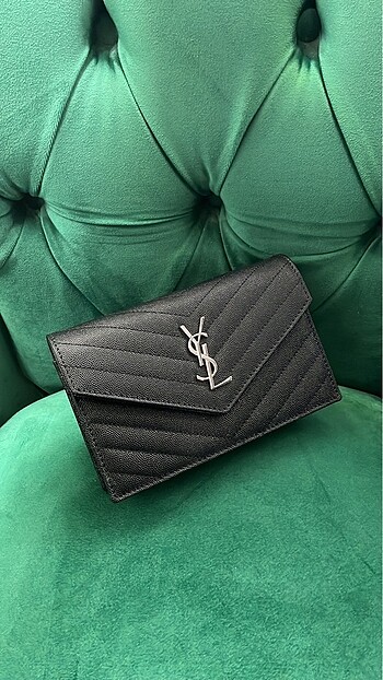 YES SAINT LAURENT
