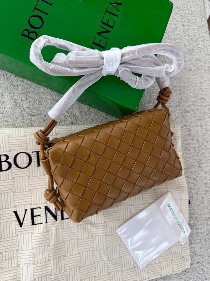 AYNI GÜN KARGO Bottega Veneta Bordo Deri - Görsel 3