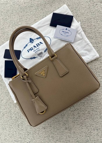 AYNI GÜN KARGO PRADA GALERİA - Görsel 2