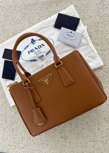 AYNI GÜN KARGO PRADA GALERİA - Görsel 5