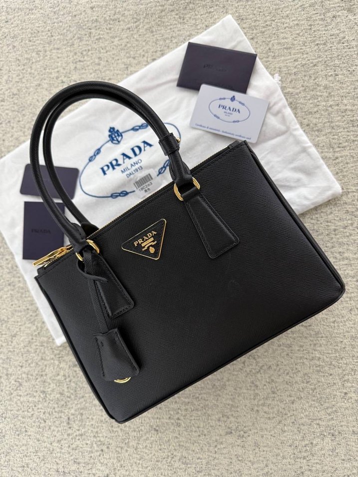 AYNI GÜN KARGO PRADA GALERİA - Görsel 3