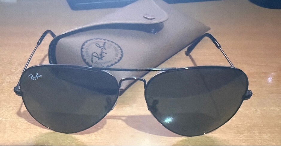 Rayban Siyah Güneş Gözlüğü