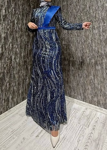 Diğer Yılan Desenli Siyah Uzun Abiye Elbise