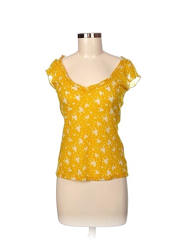 Zara Bluz %70 İndirimli.