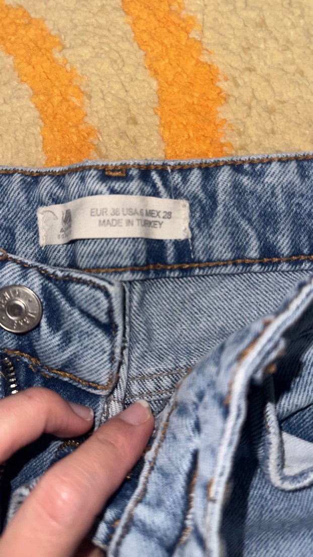 Kadın Gri Yırtık Detaylı Salaş Denim Pantolon - Görsel 3