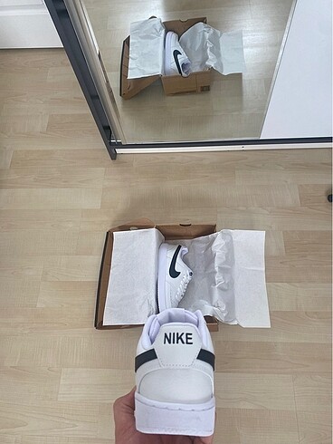 Nike Nike Court Vision